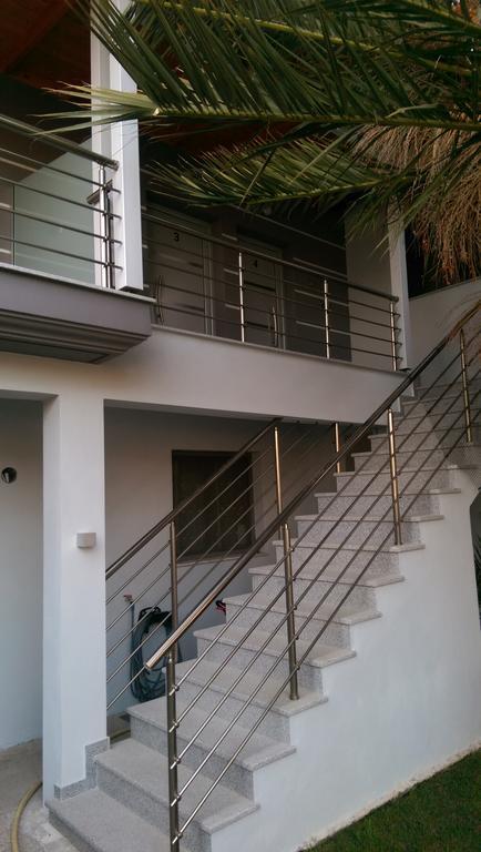 Aimilias Family Apartments Vrasná Extérieur photo