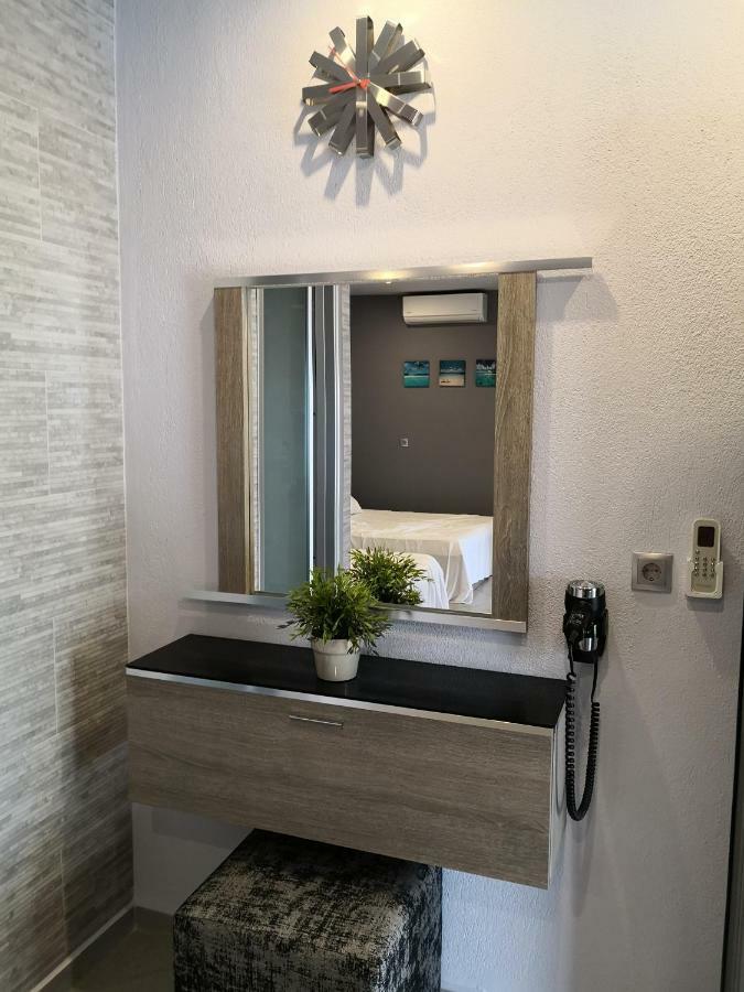 Aimilias Family Apartments Vrasná Extérieur photo