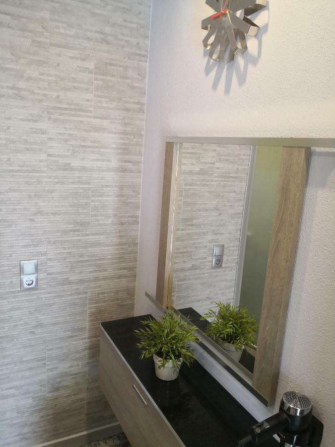 Aimilias Family Apartments Vrasná Extérieur photo